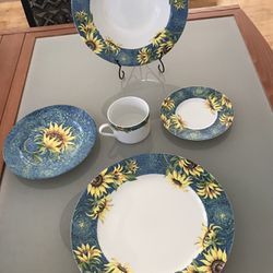 Essex Van Gogh Sunflower Dish Set 
