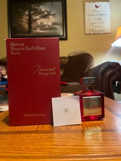 Baccarat rouge 540 red
