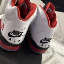 Fire Red 5s Sz 8.5 150$ Or Trade For Sz 10.5
