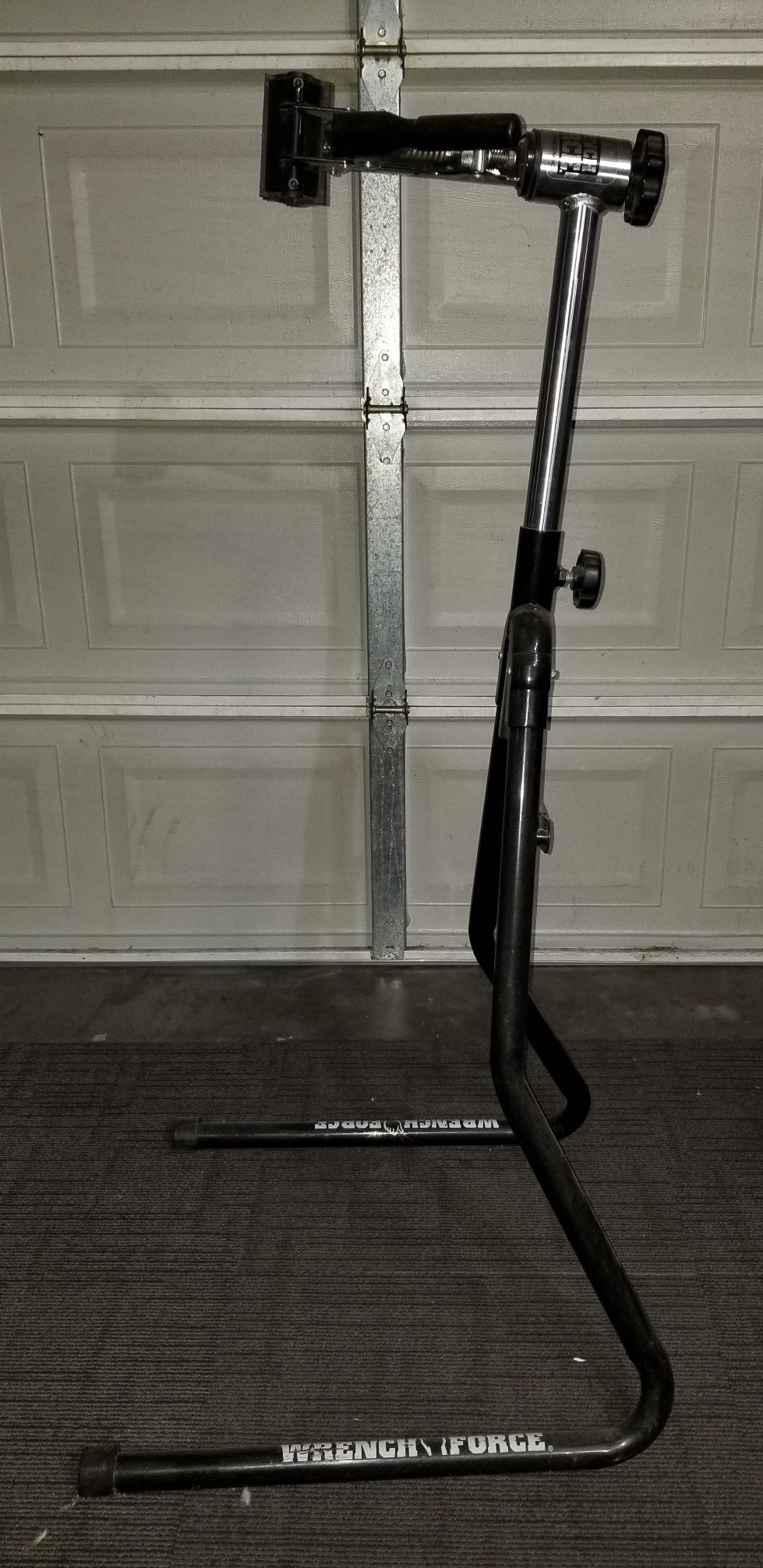 Trek Wrench Force Bike Stand for Sale in Los Angeles CA OfferUp