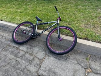 Street co