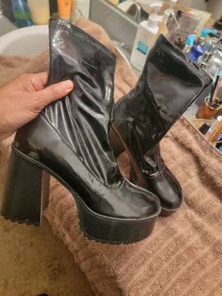 Brand New Platform Boots