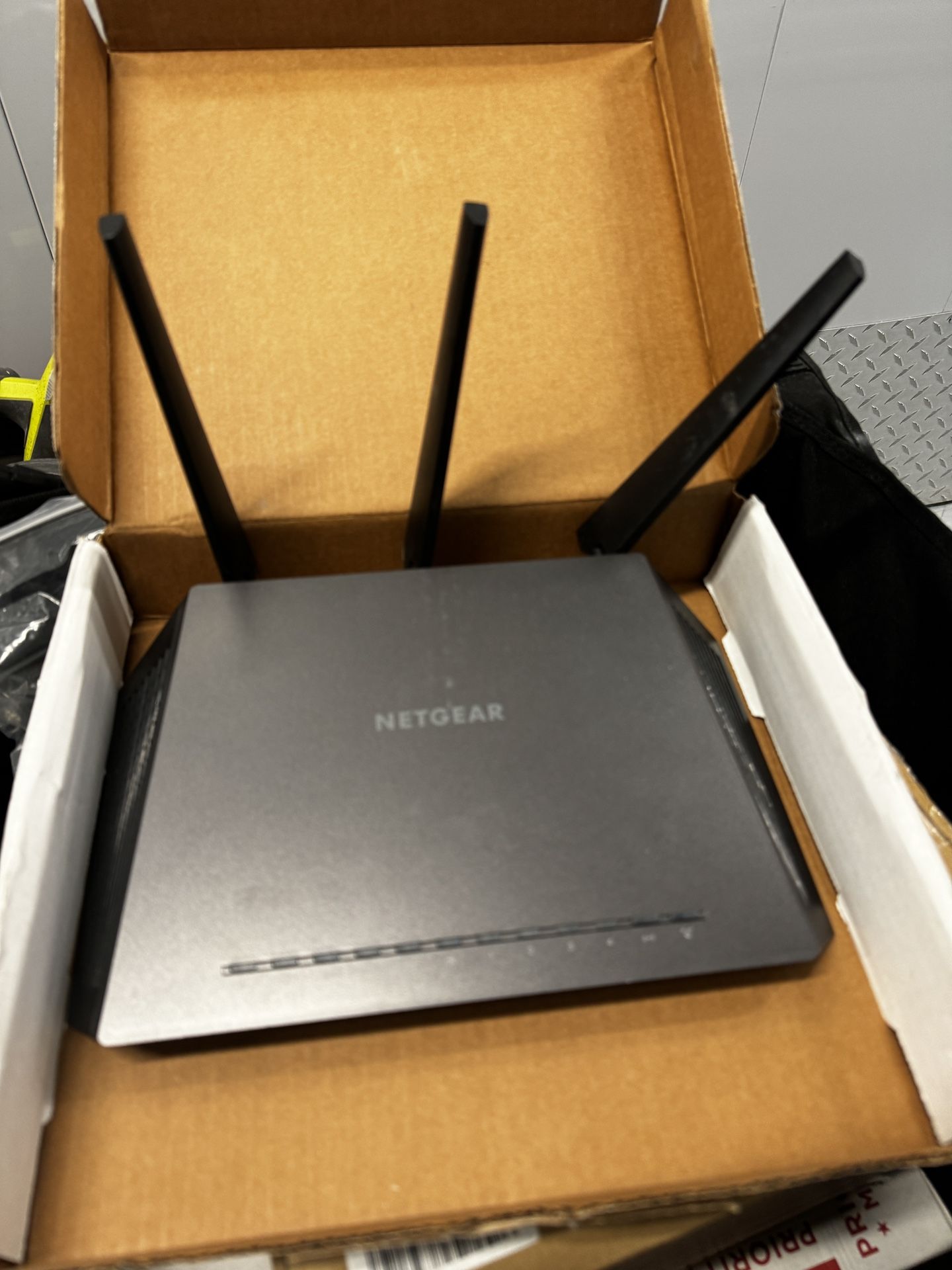 NetGear Nighthawk
