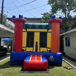 inflatable jumping house