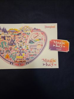 Magic Key Disneyland Map And Car Magnet Exclusive