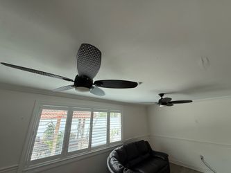 2 Ceiling fans