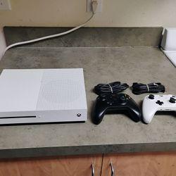 Microsoft Xbox One S 500GB Console W/2 Wireless Controllers, Cables Tested, Working.