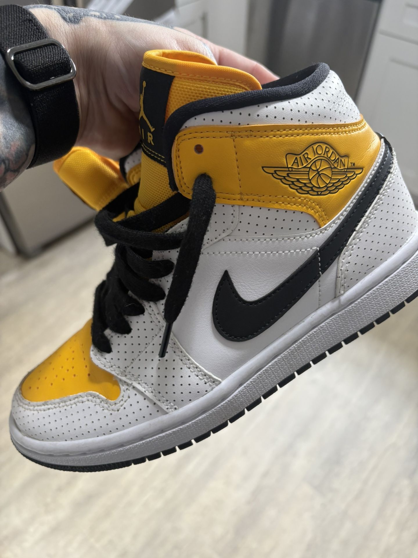 Jordan’s Size 7 Women