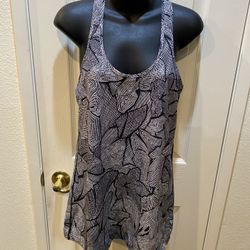 Lululemon Black White Gray Floral Tank