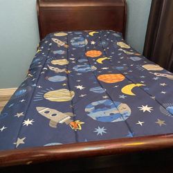 Twin Sleigh Bed
