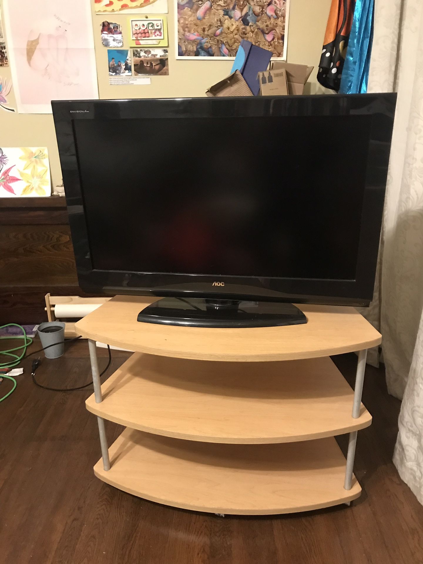 38” Flat screen tv + tv stand