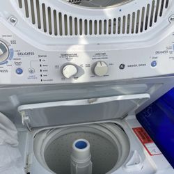 GE Washer Dryer Combo - Both Electric Lightly Used