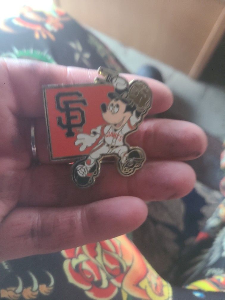 Mackey Giants Pin Sf