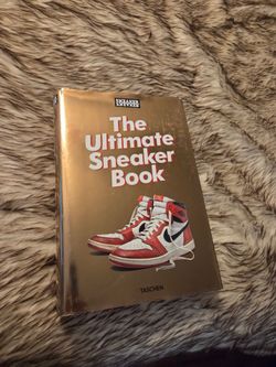Ultimate Sneaker Book