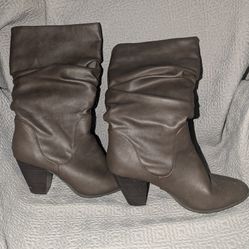 Women's Boots And Coach Heels Sizes 8/9