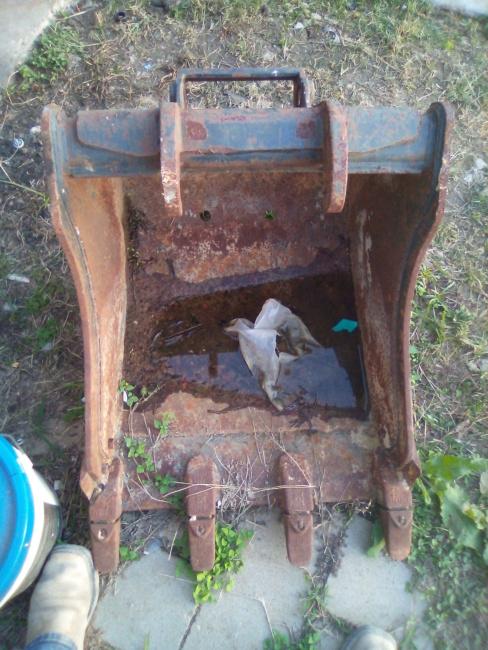 Excavator bucket