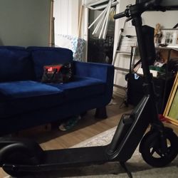 Segway Ninebot 4 Electric Scooter Like New