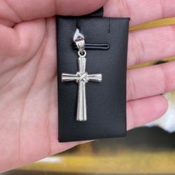14k CROSS CHARM 