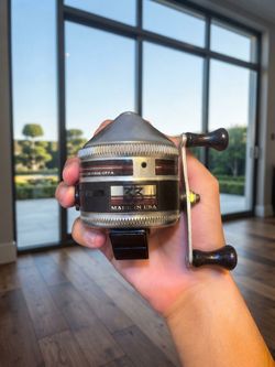 Zebco 33 Spincast Fishing Reel