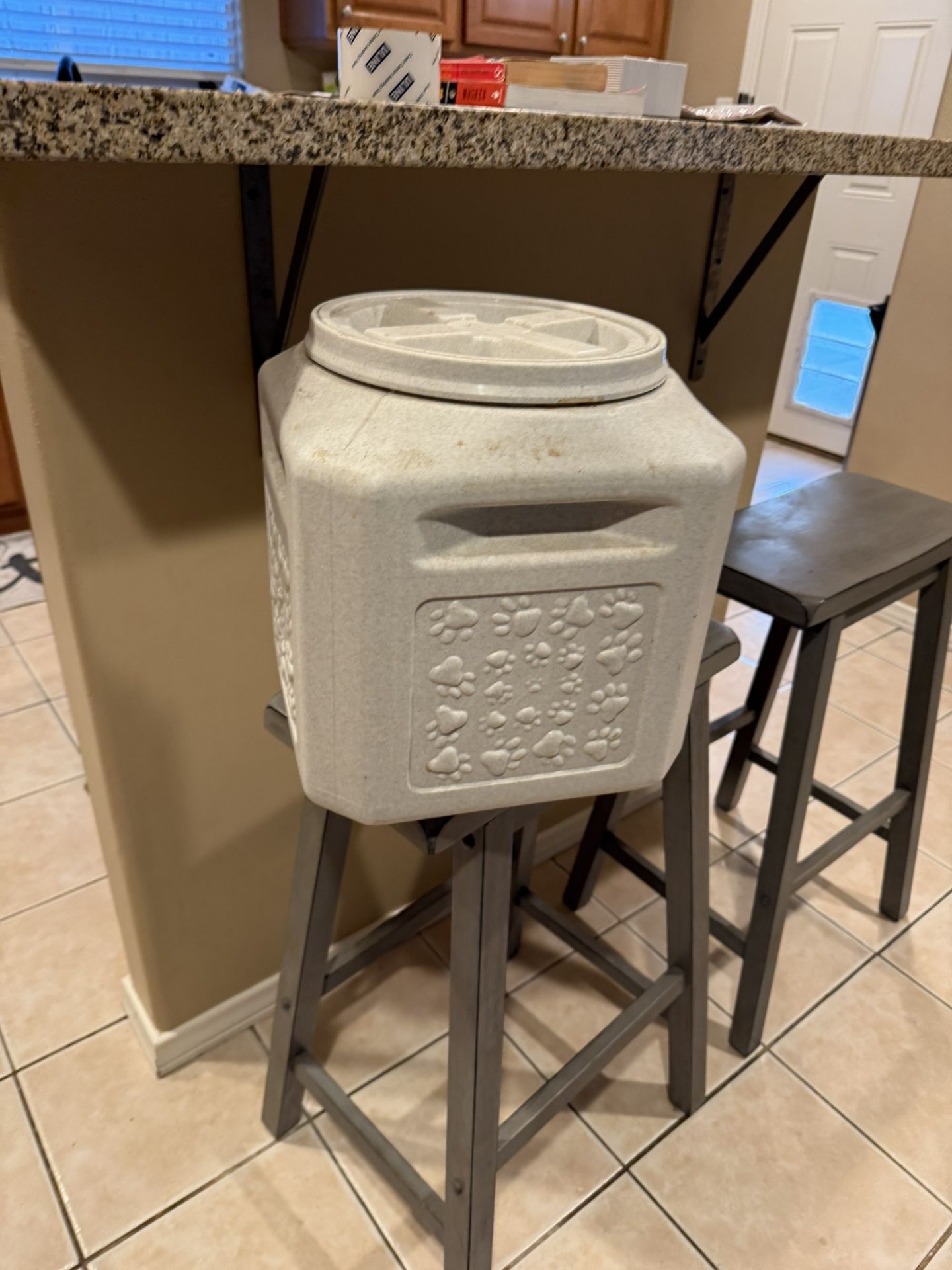Kibble Storage