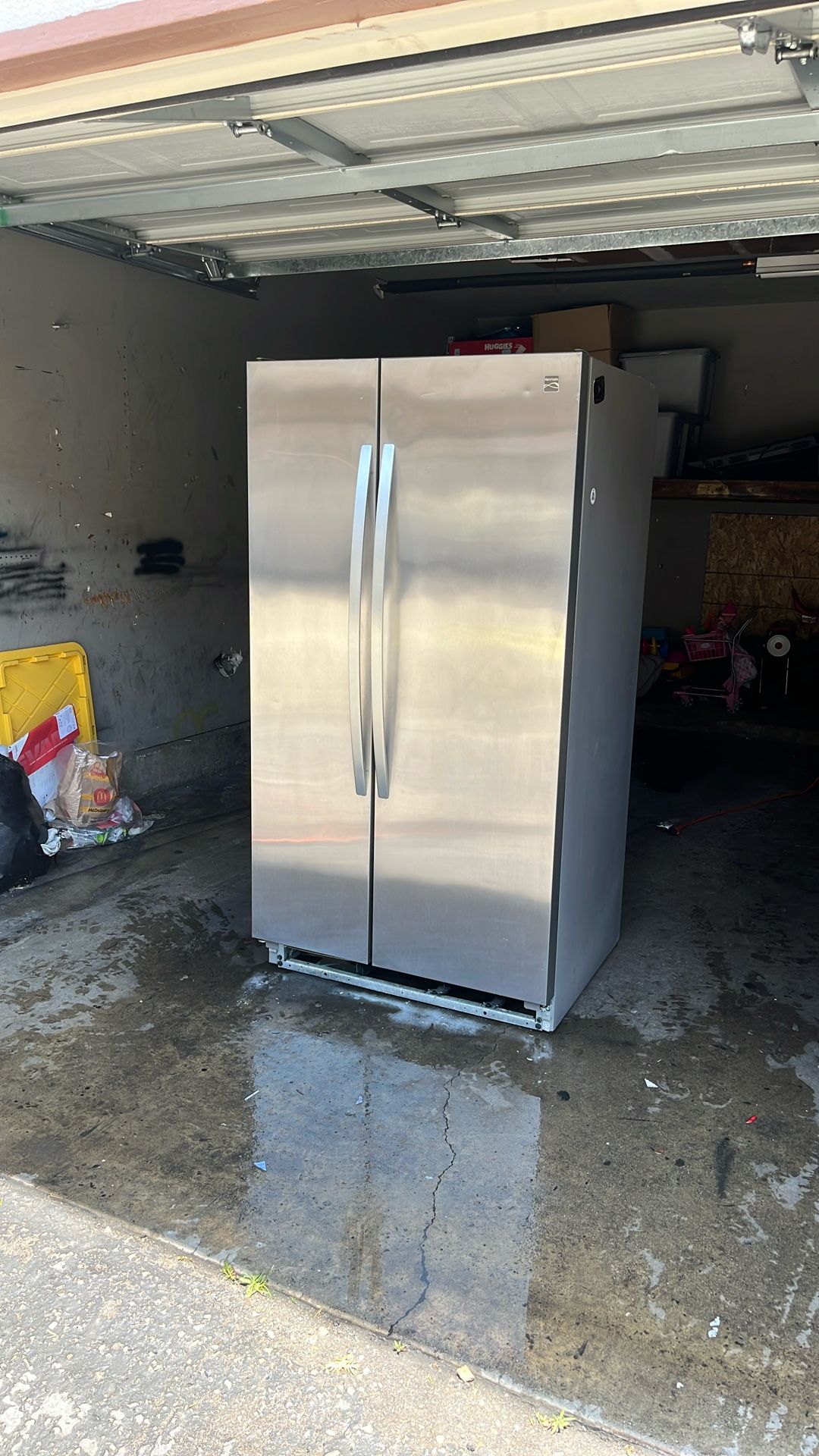 Refrigerator