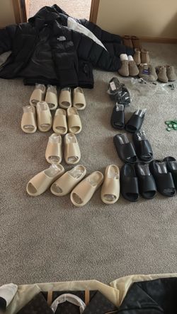 yeezy slide lot