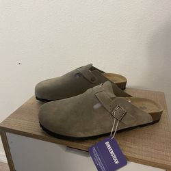 Birkenstock Boston Clog Taupe