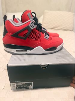 AIR JORDAN RETRO 4
