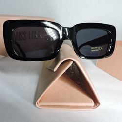 Woman's Sunglasses 