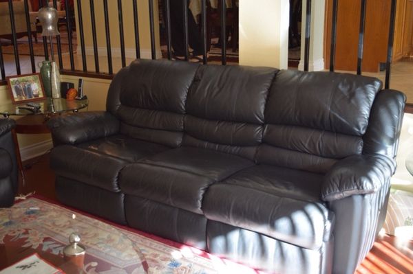 Reclining Black Leather Sofa Love Seat Entertainers Dream Reclining Black Leather Sofa Love Seat Entertainers Dream Furniture In Los Angeles Ca Offerup