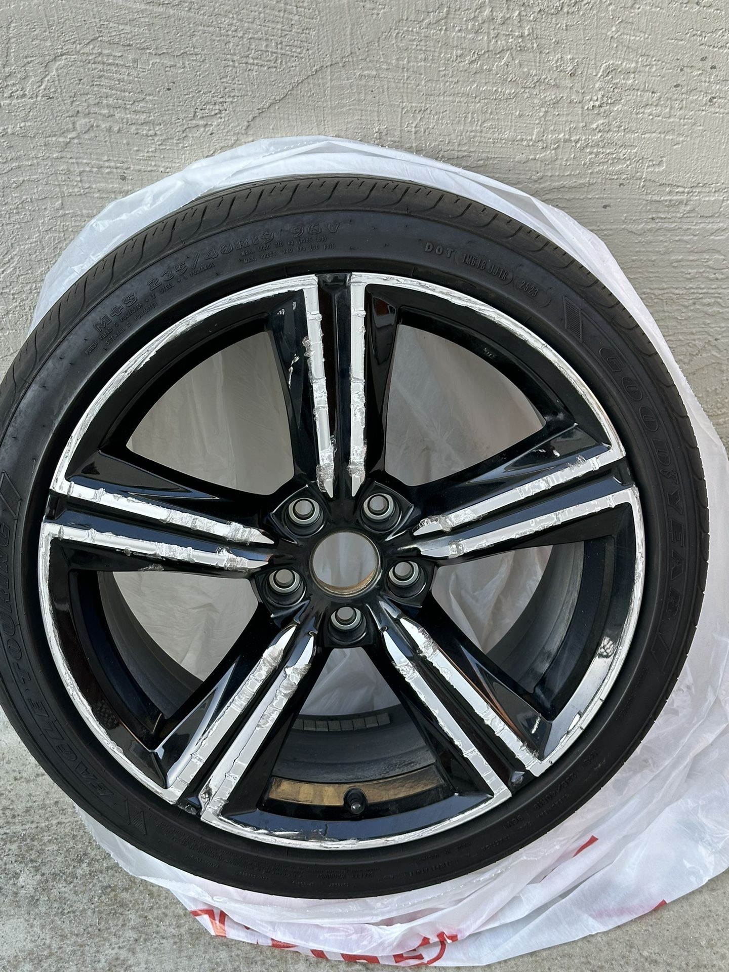 19” Honda Accord 2023 One Wheel Only With Tire.