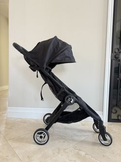 City Tour By Baby Jogger Stroller