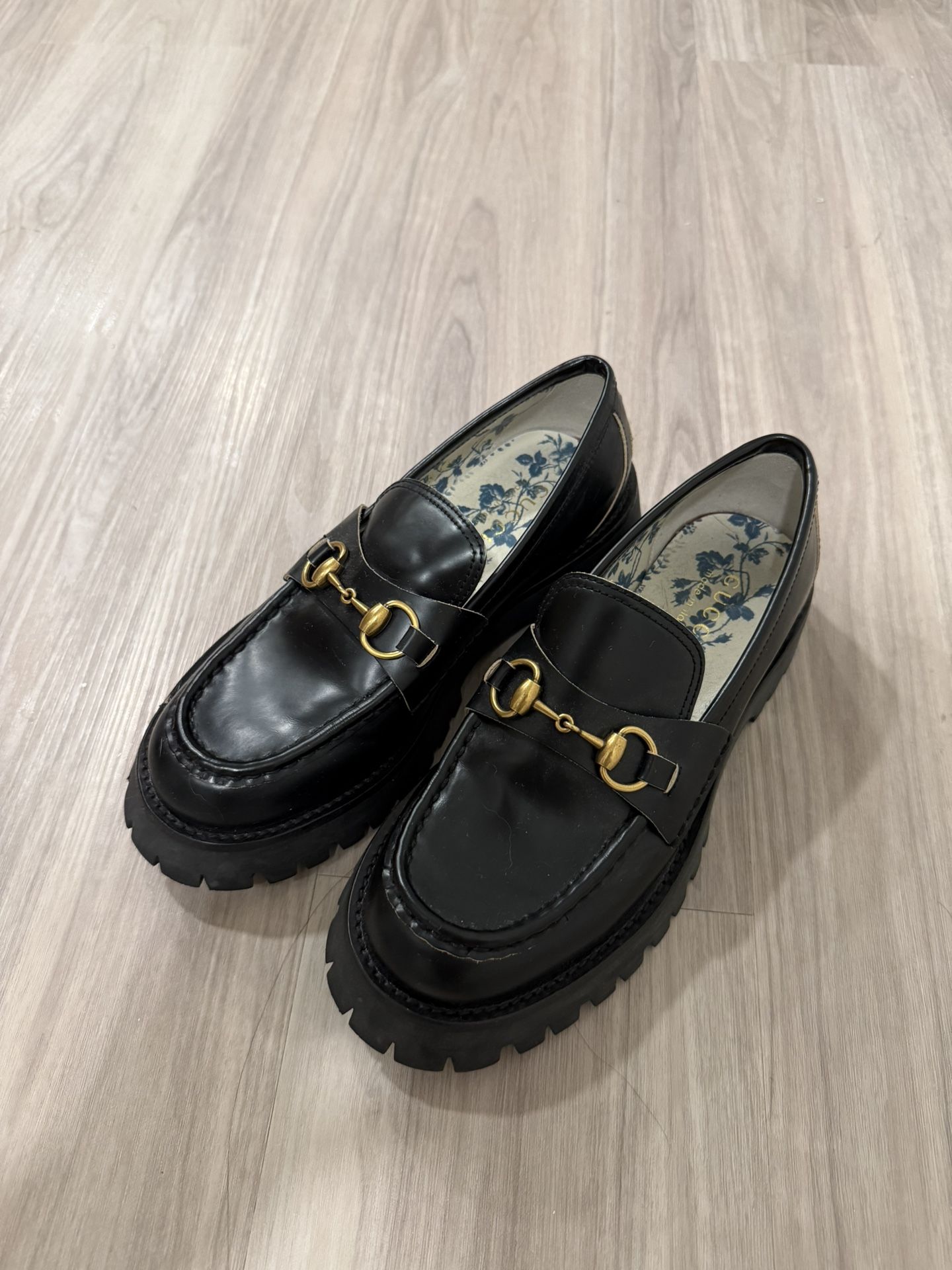 Gucci Loafer Leather Shoes