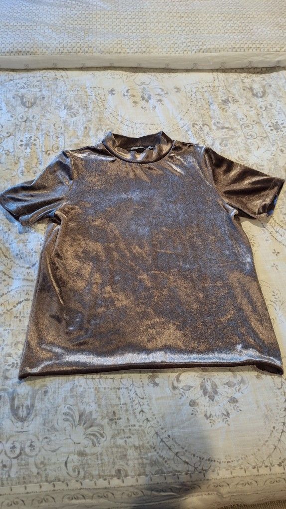 ZARA TRAFALUC SIZE SMALL $6 LIKE NEW