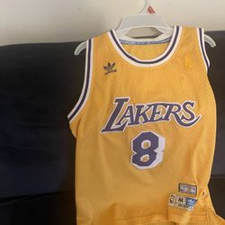 Kobe Jersey (Medium) 