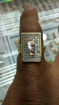 14k Gold san judas ring women 4.9 grams