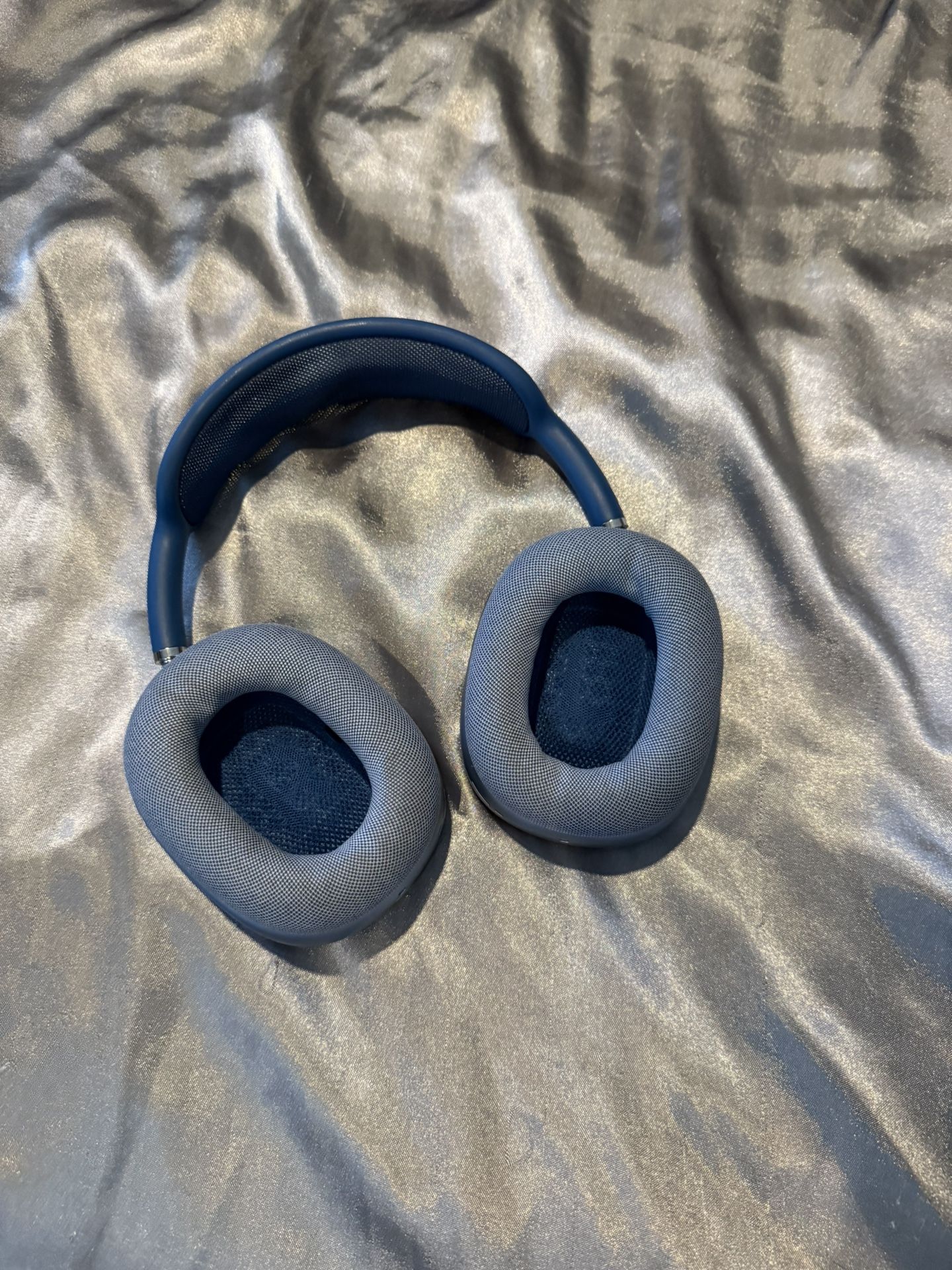 AirPod Pro Max Blue
