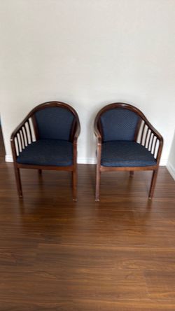Free arm chairs