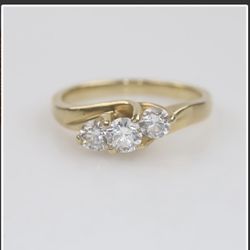 Engagement/Diamond ring (14k) Size 12