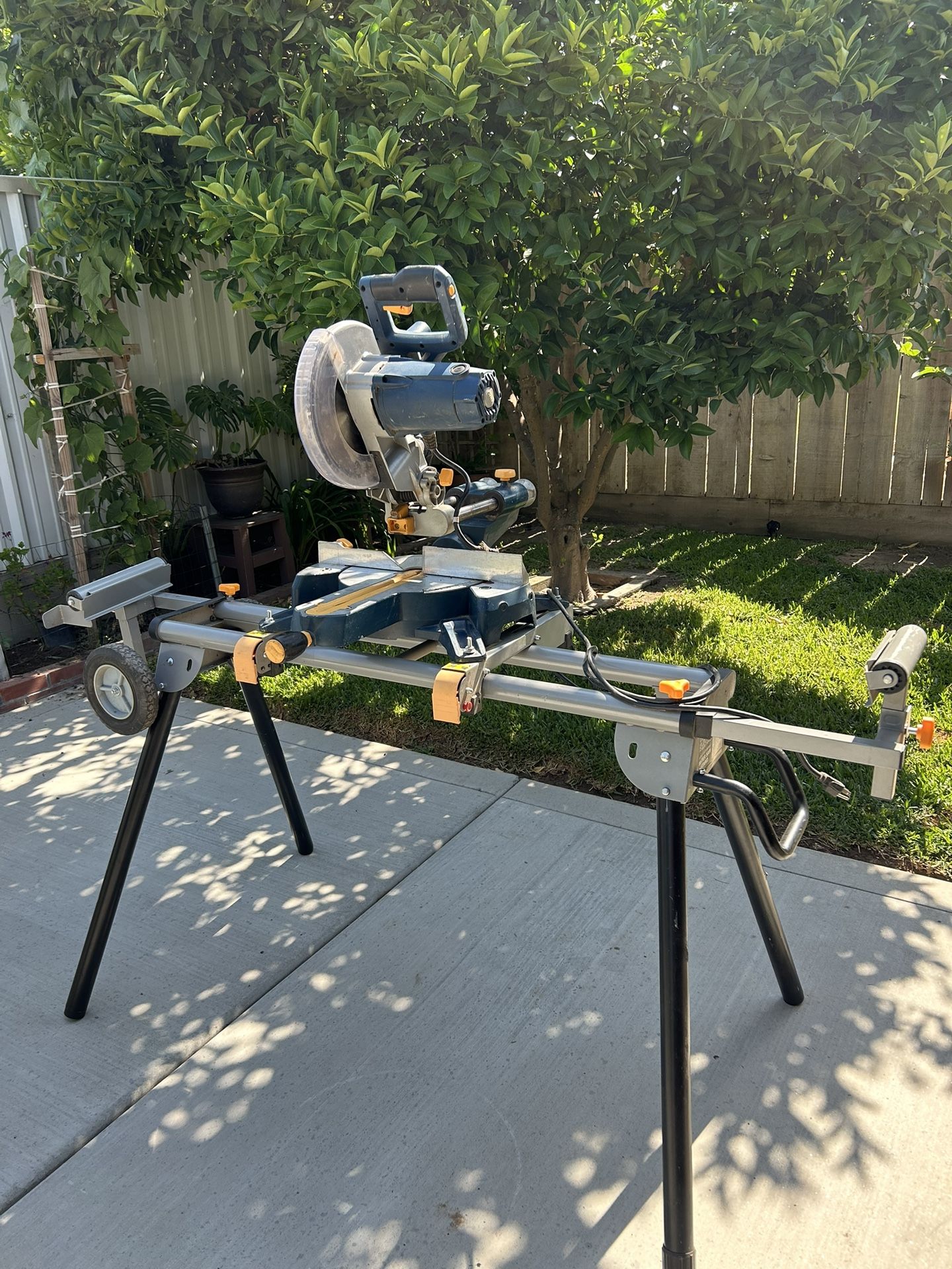 saw table
