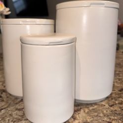Threshold 3 piece canister set