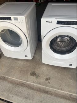 Whirlpool washer and dryer set