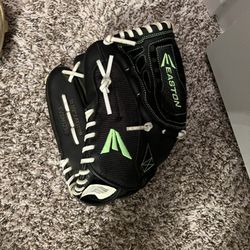 Softball gloves - Read Description 