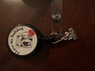 Bulldog badge reel