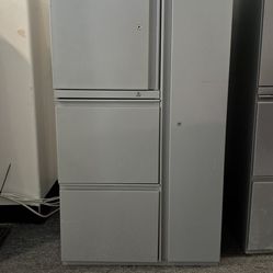 Modern Gray Metal 3-Drawer Filing Cabinet – Heavy Duty Office Storage (Excellent Condition)