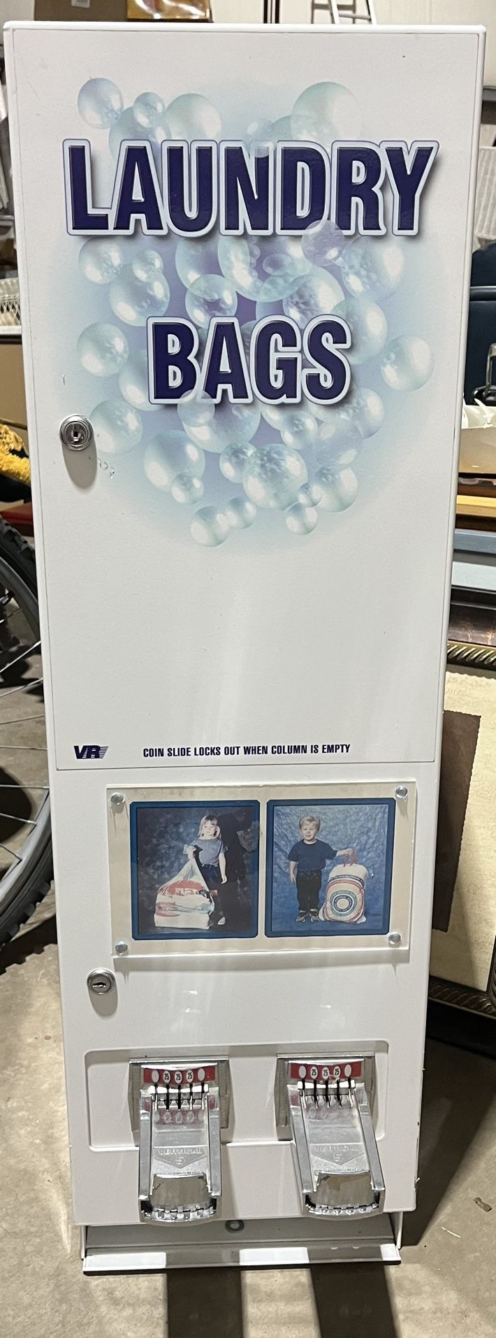 Laundromat Vending Machine Laundry Bags/ soap