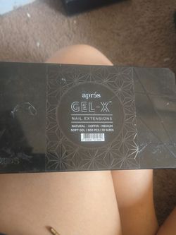 Aprés Gel-X Natural Coffin Medium Nail Extensions
