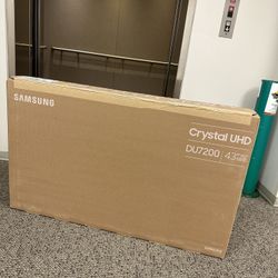 Brand New Samsung 43 TV