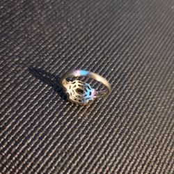 10k White Gold Women's Ring 