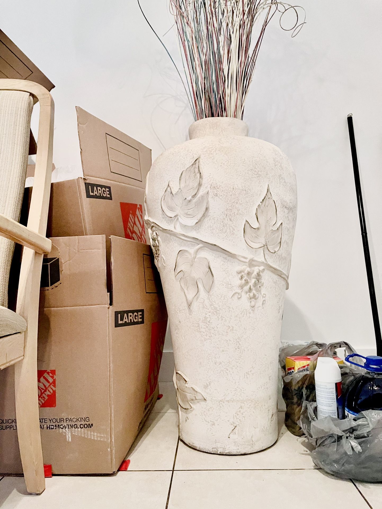 Giant 4 Ft Tall Antique Ceramic Flower Vase, 5 Ft Tall Antique Ceramic Floor Lamp, and Matching Antique Ceramic Table Lamp - Vintage - 50 OBO For all